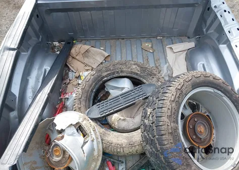 2023 Ram 1500 Big Horn 4X4 5'7 Box из США, поврежденный, VIN 1C6RRFFG3PN690013